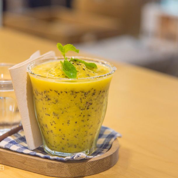 Johnnie Walker Mango Crush